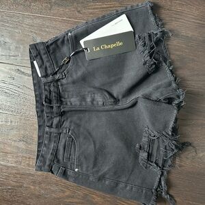 BRAND NEW！Black Distressed Women Shorts